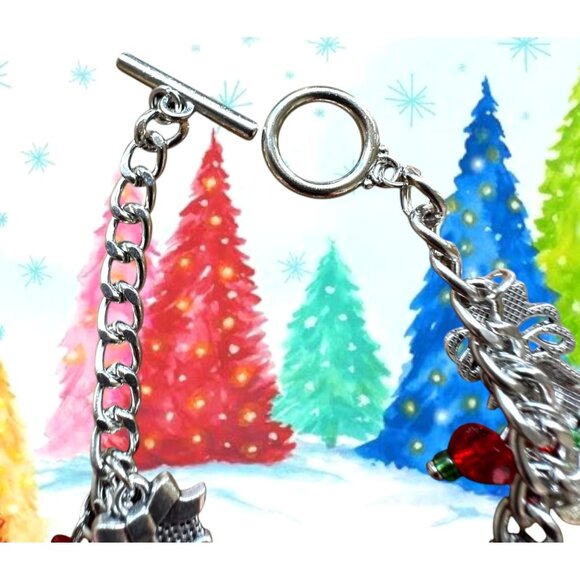 Christmas Charm Bracelet New Rudolph Stocking Wreath Snowflake Gift Pres… - Picture 11 of 11